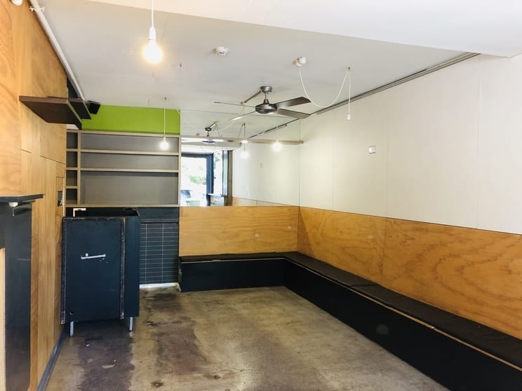 Click to view all images 11/91 Wellington Street St Kilda VIC 3182 - Image 3