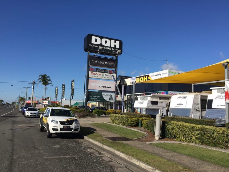 Click to view all images Unit 8/256 Nicklin Way Warana QLD 4575 - Image 2