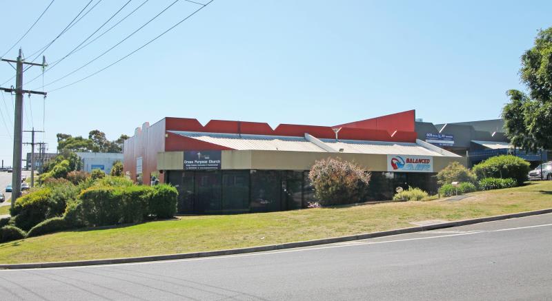 Click to view all images 2/47-49 Melverton Drive Hallam VIC 3803 - Image 1