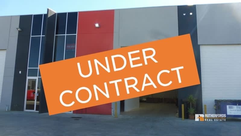 Click to view all images 6 West Court Coolaroo VIC 3048 - Image 1