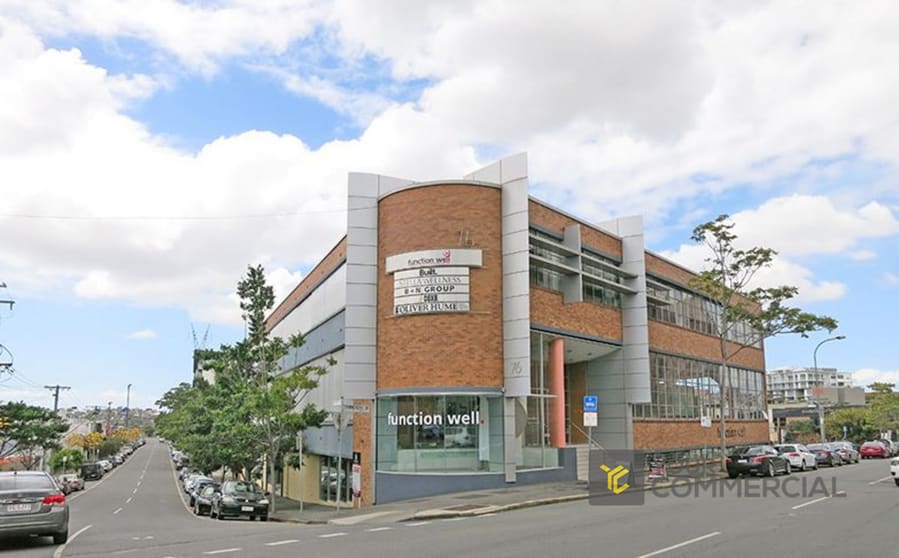 Click to view all images 3B/76 Commercial Road Newstead QLD 4006 - Image 1
