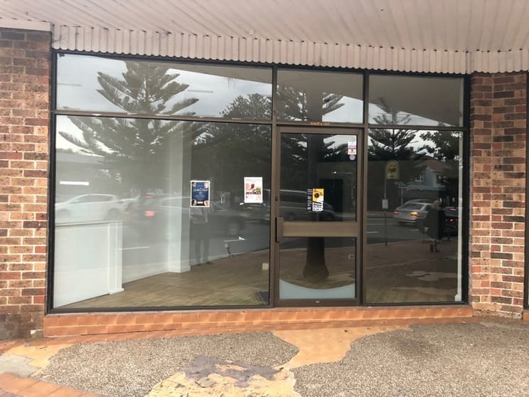 Click to view all images Shop 4/343-345 Barrenjoey Road Newport NSW 2106 - Image 1