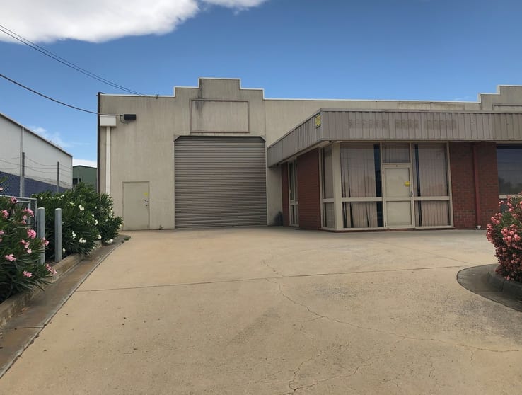 Click to view all images 1/381-383 Thompson Road North Geelong VIC 3215 - Image 1