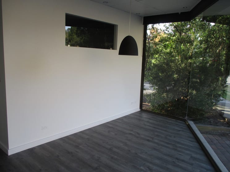 Click to view all images 1C Agnes Avenue Balwyn North VIC 3104 - Image 3