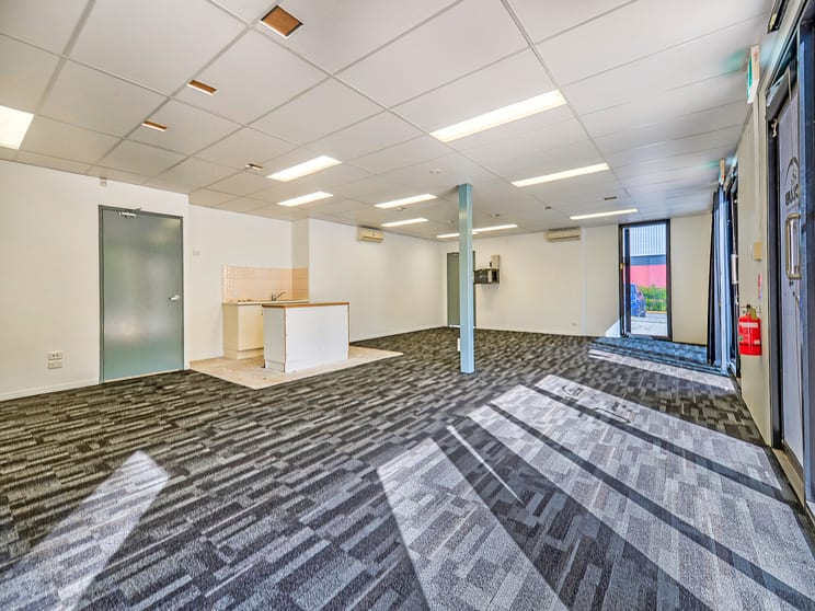 Click to view all images 21/315 Archerfield Road Richlands QLD 4077 - Image 3