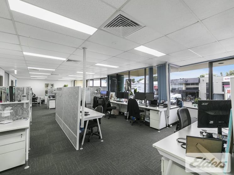 Click to view all images 28 Balaclava Street Woolloongabba QLD 4102 - Image 3