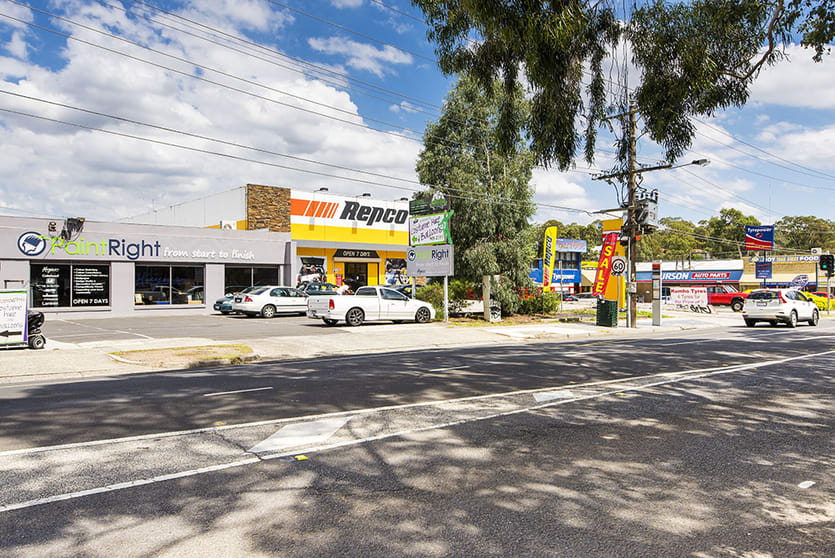 Click to view all images 4/31 Peel Street Eltham VIC 3095 - Image 3