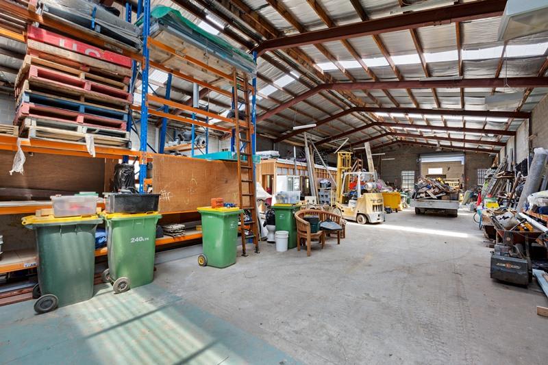 Click to view all images 62 Korong Road Heidelberg West VIC 3081 - Image 3