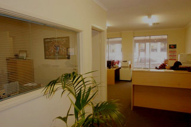 Click to view all images 17 Robe Street Port Adelaide SA 5015 - Image 2