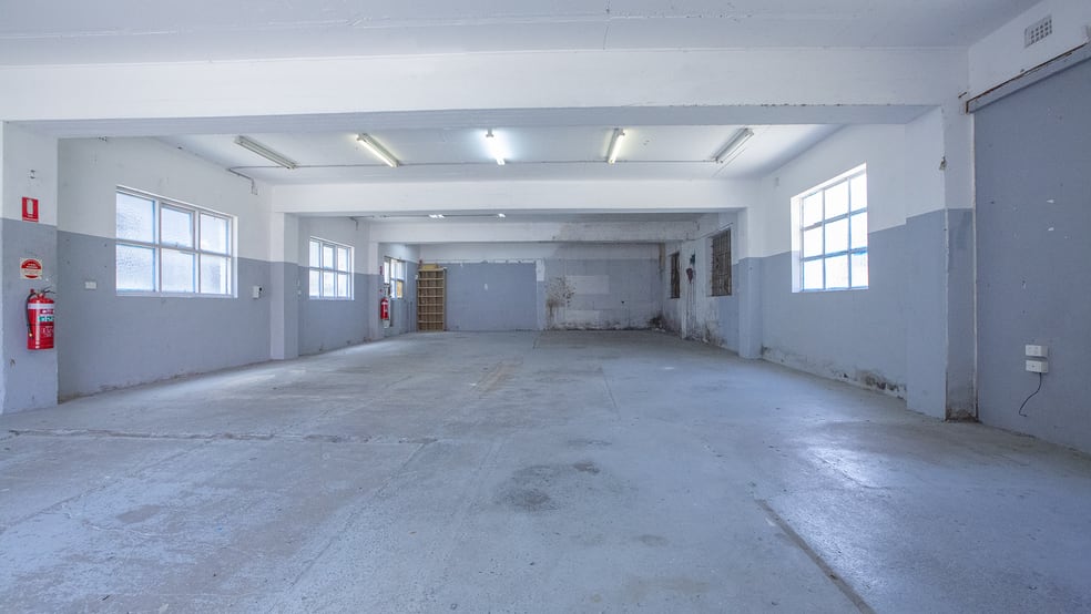 Click to view all images Warehouse/15-17 West Street Brookvale NSW 2100 - Image 3