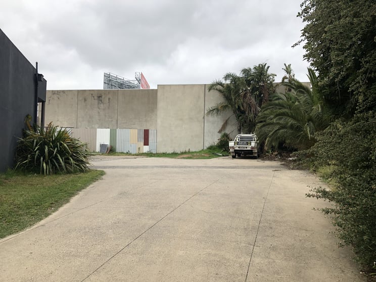 Click to view all images 16 Howes Street Airport West VIC 3042 - Image 2