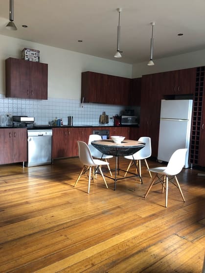 Click to view all images 6a/400 St Kilda Road St Kilda VIC 3182 - Image 3