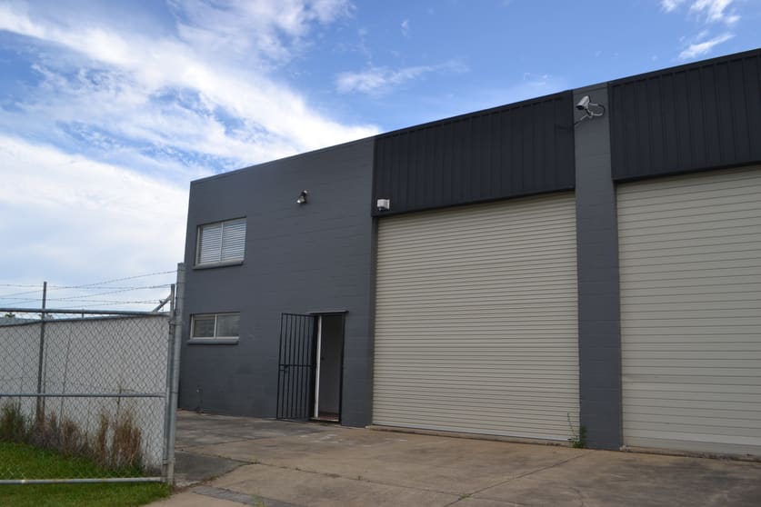 Click to view all images 9 Brendan Drive Nerang QLD 4211 - Image 1