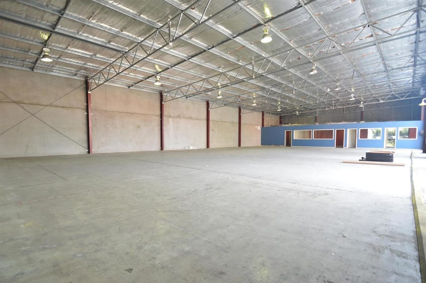 Click to view all images 5 Pipeclay Close Thornton NSW 2322 - Image 2