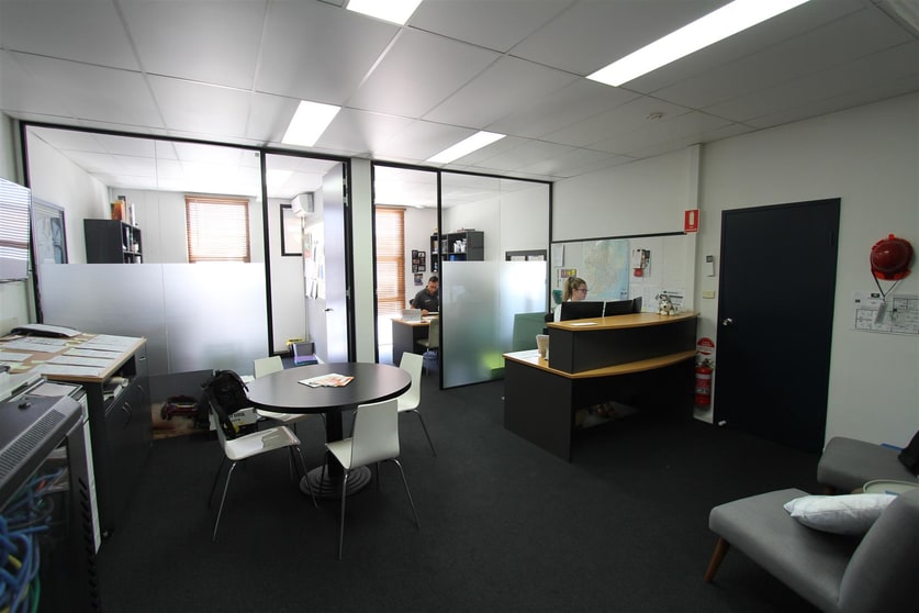 Click to view all images 9/74-76 Oak Road Kirrawee NSW 2232 - Image 3