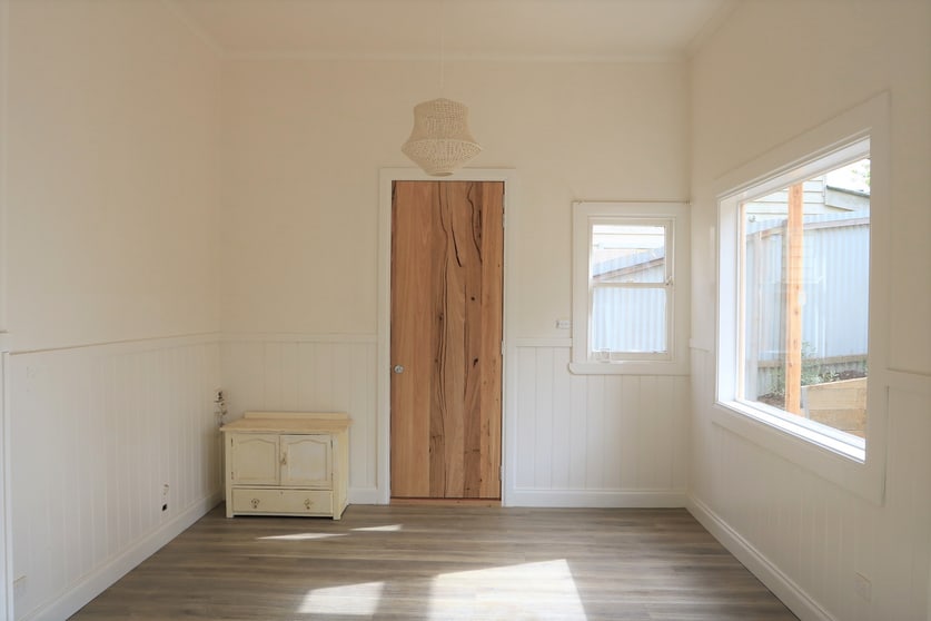 Click to view all images Rear/16 Market Street Trentham VIC 3458 - Image 2