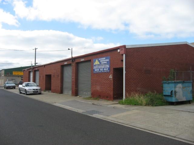 Click to view all images 4/41 Kolora Road Heidelberg West VIC 3081 - Image 2