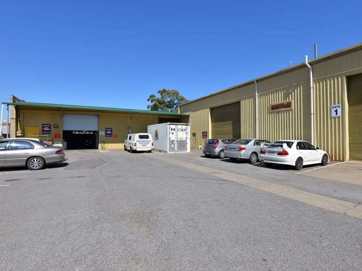 Click to view all images Unit 2, 214-216 Richmond Road Marleston SA 5033 - Image 1