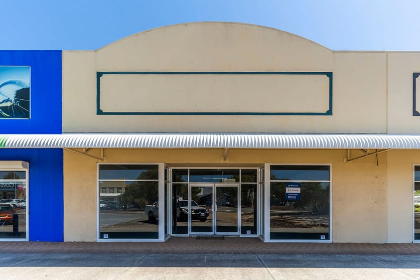 Click to view all images 2/210 Winton Road Joondalup WA 6027 - Image 2