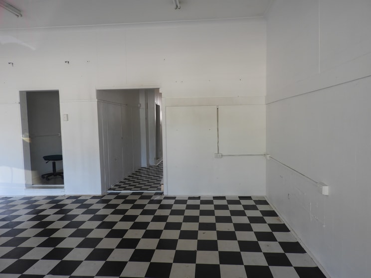Click to view all images Shop 2/76 Princes Highway Fairy Meadow NSW 2519 - Image 2
