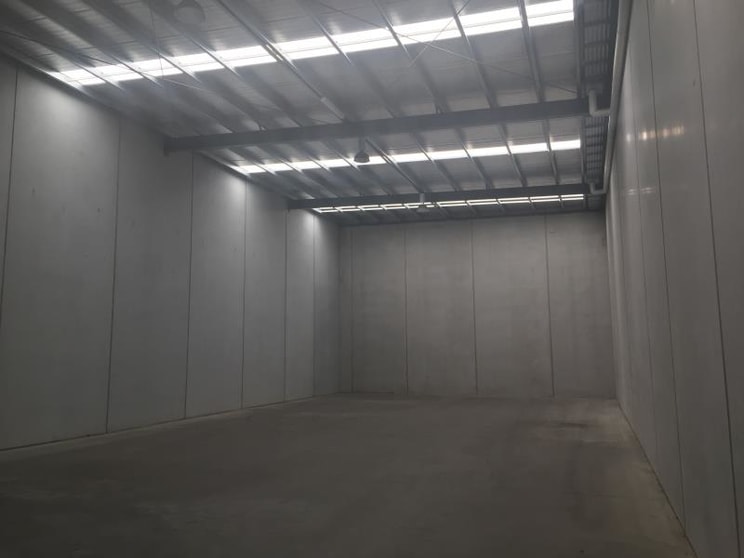 Click to view all images Unit 19/49 Corporate Boulevard Bayswater VIC 3153 - Image 3