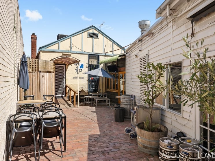 Click to view all images 35 REAR Main Street Mornington VIC 3931 - Image 2