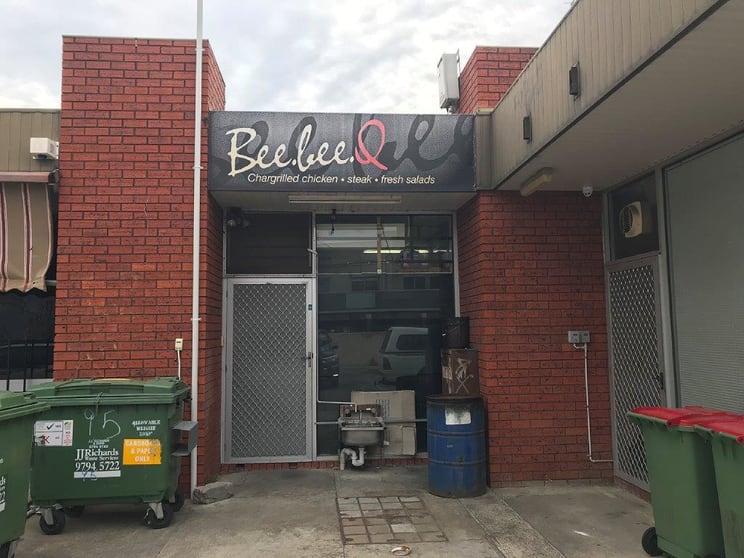 Click to view all images 95 Upper Heidelberg Road Ivanhoe VIC 3079 - Image 3