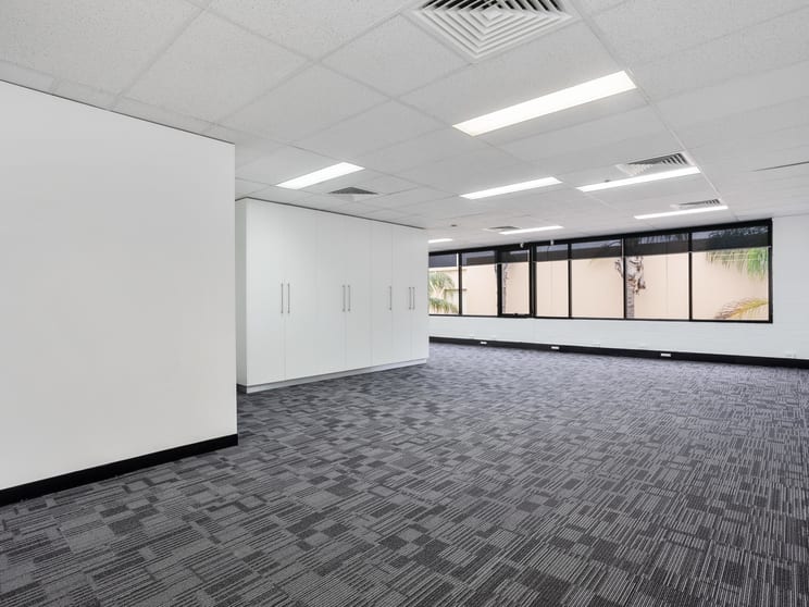 Click to view all images Suite 4/25 Belgravia Street Belmont WA 6104 - Image 2