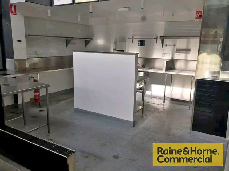 Click to view all images 15/826 Ann Street Fortitude Valley QLD 4006 - Image 2