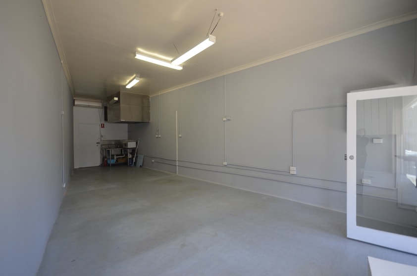 Click to view all images 21 The Boulevard Woy Woy NSW 2256 - Image 2