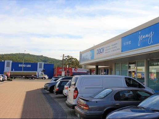Click to view all images Shop 6/210 Central Coast Highway Erina NSW 2250 - Image 2