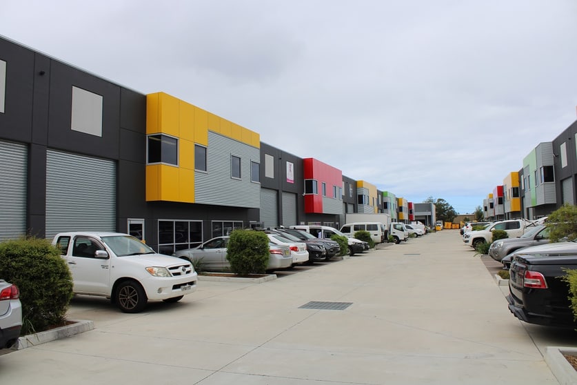 Click to view all images 3/8 - 18 Wurrook Circuit Caringbah NSW 2229 - Image 2