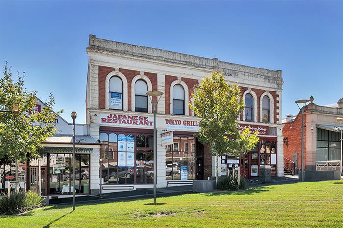 Click to view all images 109 Bridge Mall Bakery Hill VIC 3350 - Image 1