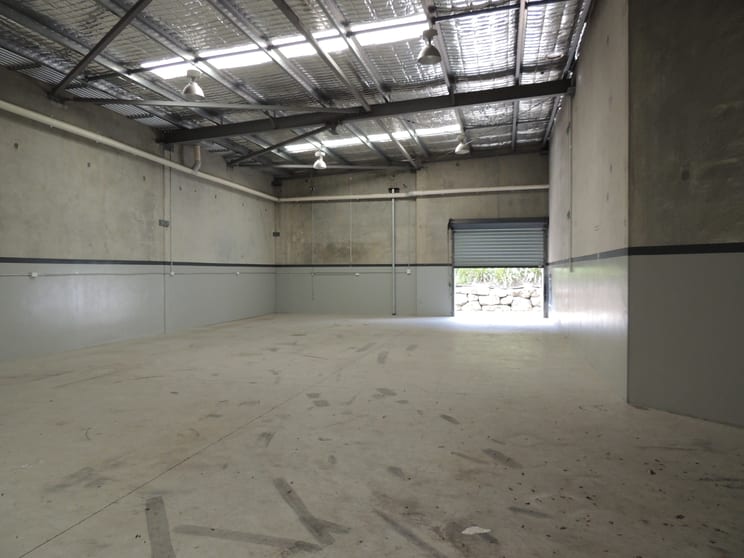 Click to view all images 5/9 Commerce Circuit Yatala QLD 4207 - Image 2