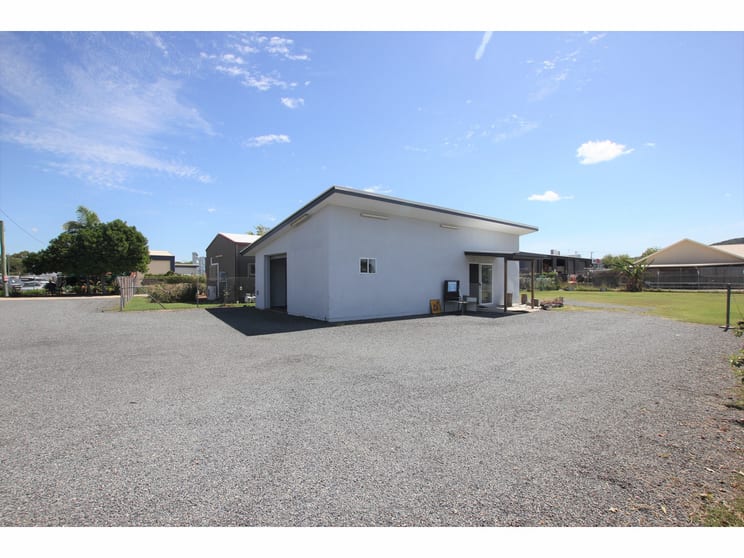 Click to view all images 15B Industrial Avenue Yeppoon QLD 4703 - Image 2