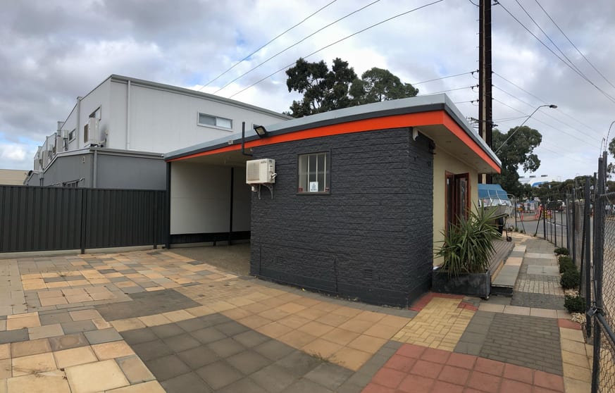 Click to view all images 1 Dwyer Road Oaklands Park SA 5046 - Image 2