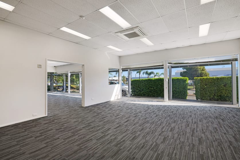 Click to view all images 113 Belmont Avenue Belmont WA 6104 - Image 3