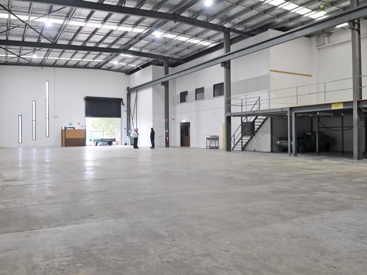 Click to view all images 10 Mallett Road Tullamarine VIC 3043 - Image 3