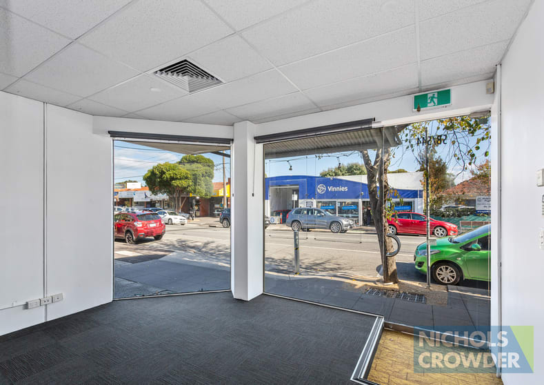 Click to view all images 5B/544 Hampton Street Hampton VIC 3188 - Image 3