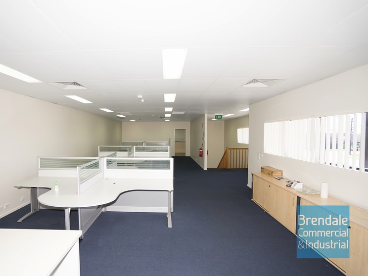 Click to view all images Unit 1/19 Kremzow Rd Brendale QLD 4500 - Image 2