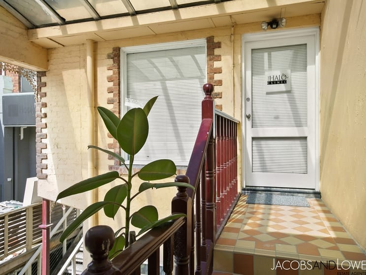 Click to view all images 4/72 Blamey Place Mornington VIC 3931 - Image 2