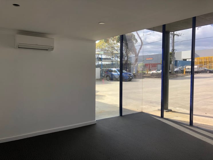 Click to view all images 5/27 Laser Drive Rowville VIC 3178 - Image 2