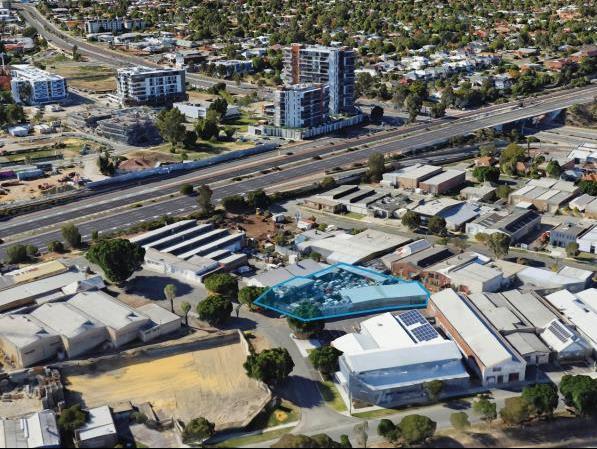 Click to view all images 2-4 Vivian Street Burswood WA 6100 - Image 2