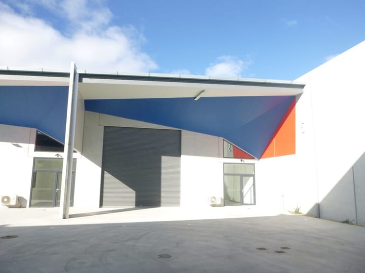 Click to view all images 5/6 Kyeema Place Cambridge TAS 7170 - Image 1