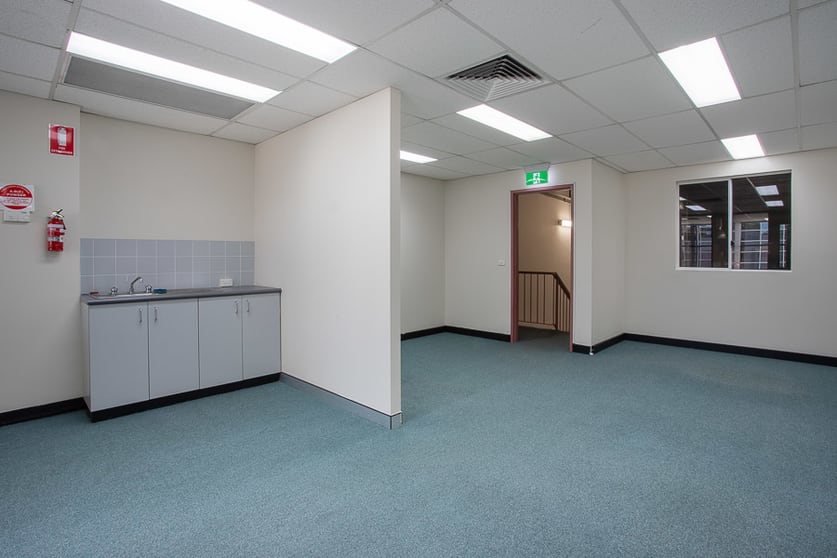 Click to view all images 19/10 Chilvers Road Thornleigh NSW 2120 - Image 3