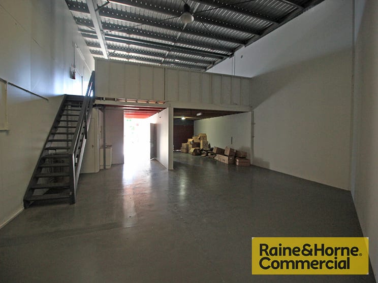Click to view all images 3/9 Northlink Place Virginia QLD 4014 - Image 2
