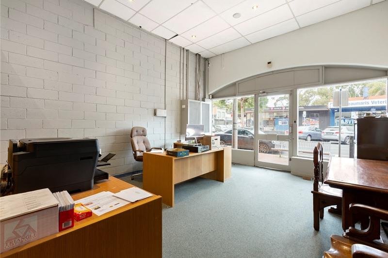 Click to view all images 27 North Concourse Beaumaris VIC 3193 - Image 2