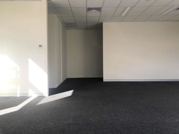 Click to view all images Unit 2A/62 Colbee Court Phillip ACT 2606 - Image 3