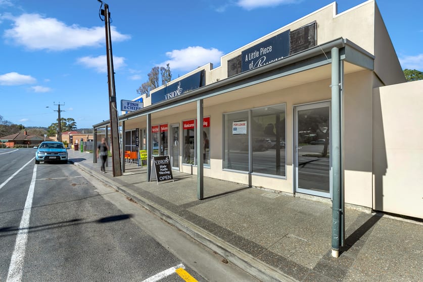 Click to view all images 98c Main South Road Yankalilla SA 5203 - Image 2