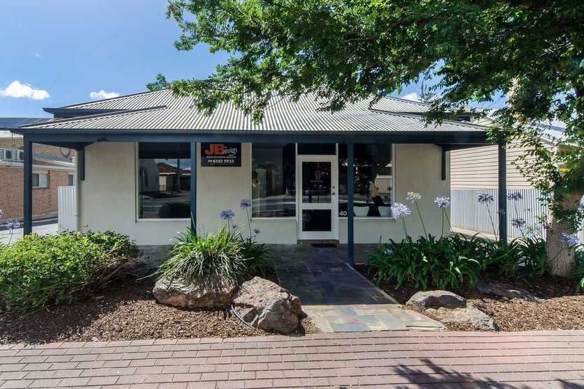 40 Torrens Street Victor Harbor SA 5211 - Image 1